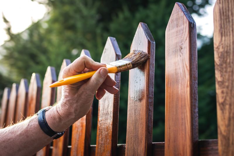 wood fence staining service